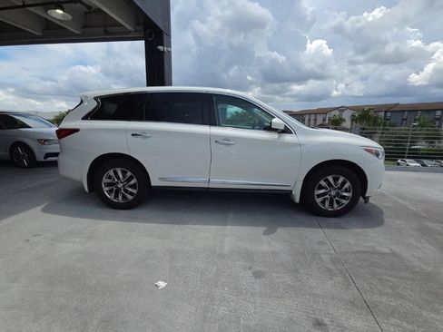Used 2013 INFINITI JX35 FWD w/ Premium Pkg image 4