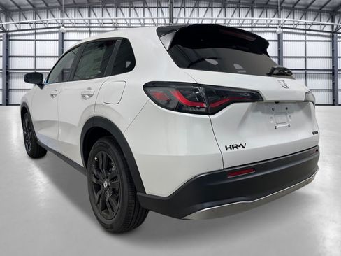 New 2027 Honda HR-V Sport image 3