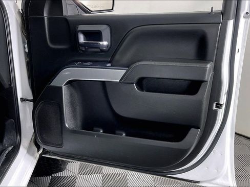 Used 2018 Chevrolet Silverado 1500 LT w/ All Star Edition image 24