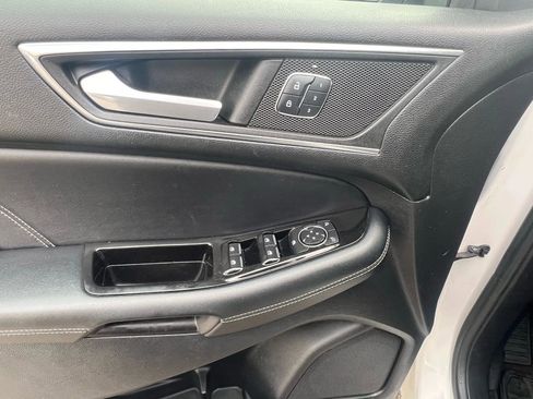 Used 2016 Ford Edge Sport w/ Technology Package image 23