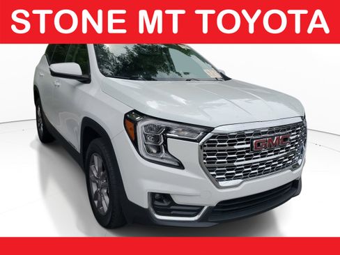 Used 2024 GMC Terrain SLT AWD/4WD image 1