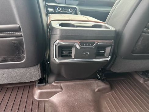 Used 2026 GMC Sierra 1500 Denali Ultimate AWD/4WD image 42