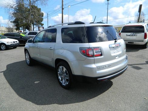 Used 2017 GMC Acadia Limited SLT image 6