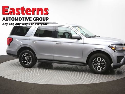 Used 2024 Ford Expedition XLT image 47