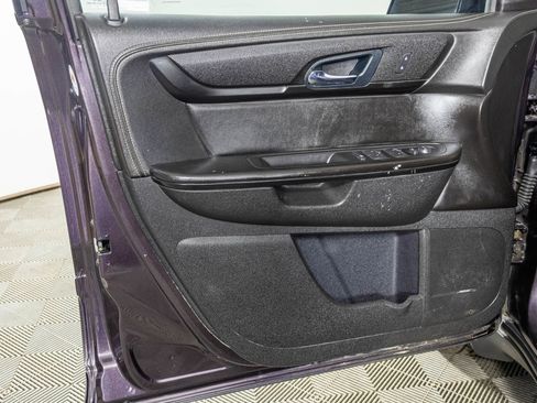 Used 2016 Chevrolet Traverse LT w/ Traveler's Package image 35