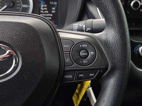 Certified 2021 Toyota Corolla LE w/ Carpet Mat Package (TMS) image 18