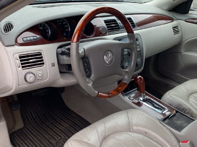 Used 2009 Buick Lucerne CXL w/ Driver Confidence Package FWD image 5