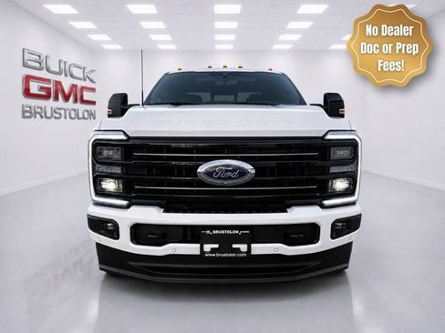 Used 2026 Ford F250 Platinum AWD/4WD image 2