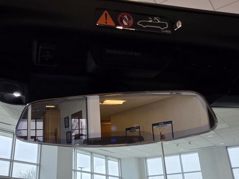 Used 2016 Chevrolet Camaro SS image 22