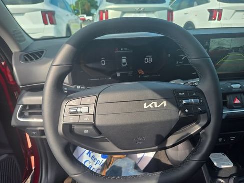 New 2026 Kia K4 EX FWD image 17