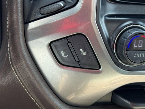 Used 2018 Chevrolet Silverado 1500 LTZ w/ Sport Package AWD/4WD image 20