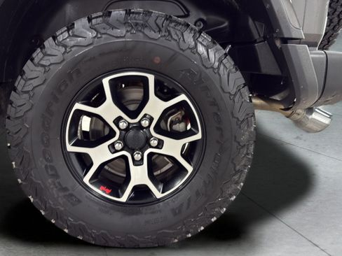 Used 2020 Jeep Wrangler Unlimited Rubicon image 38