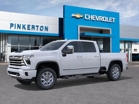 New 2026 Chevrolet Silverado 2500 High Country w/ Technology Package AWD/4WD image 3