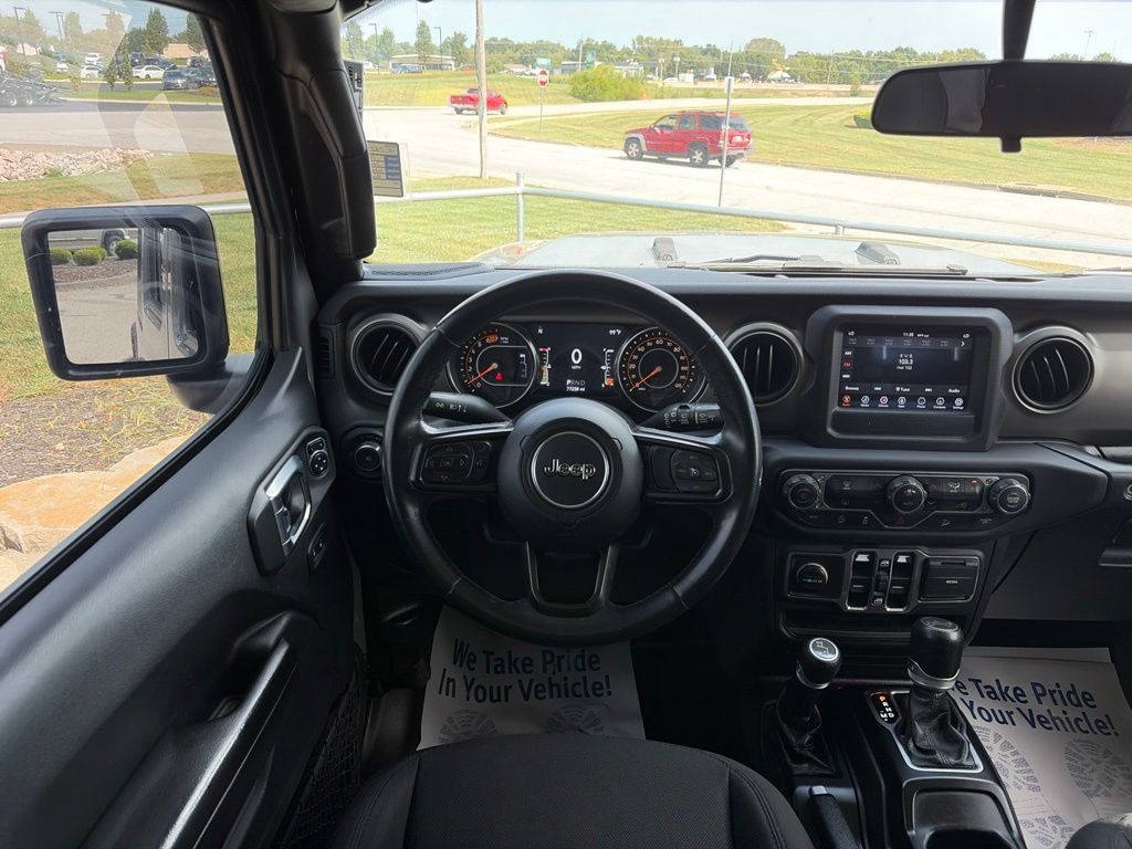 Used 2018 Jeep Wrangler Unlimited Sport S AWD/4WD image 32