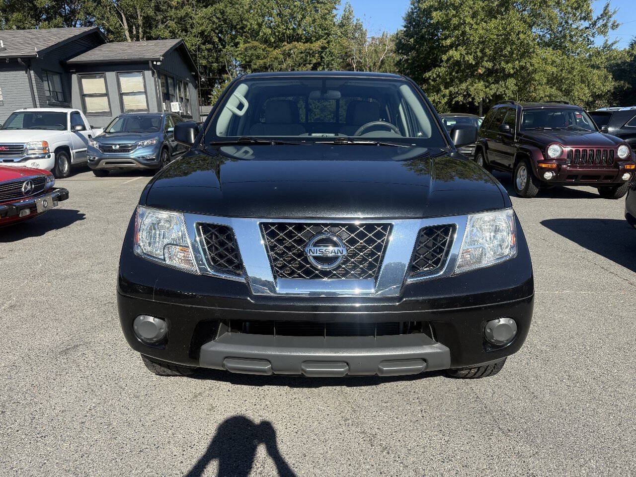 Used 2019 Nissan Frontier SV RWD image 3