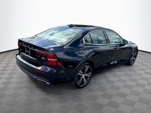 Used 2022 Volvo S60 B5 Inscription FWD image 8