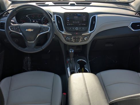 Certified 2021 Chevrolet Equinox Premier image 12
