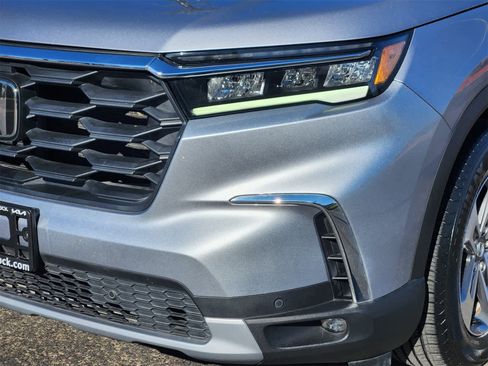 Used 2023 Honda Pilot EX-L image 7