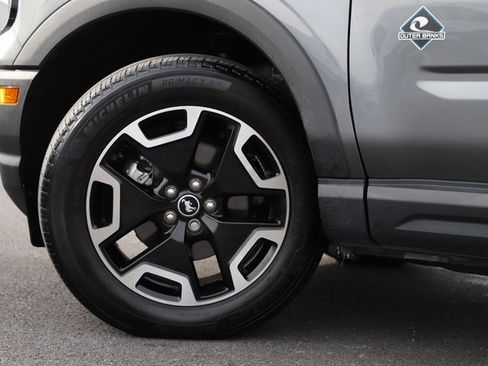 Used 2023 Ford Bronco Sport Outer Banks w/ Tech Package image 2