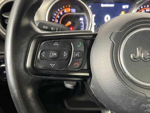Used 2018 Jeep Wrangler Unlimited Sport S image 8