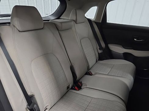 Used 2023 Honda HR-V LX image 16