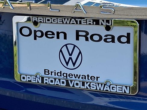 Used 2025 Volkswagen Atlas SEL Premium R-Line image 30