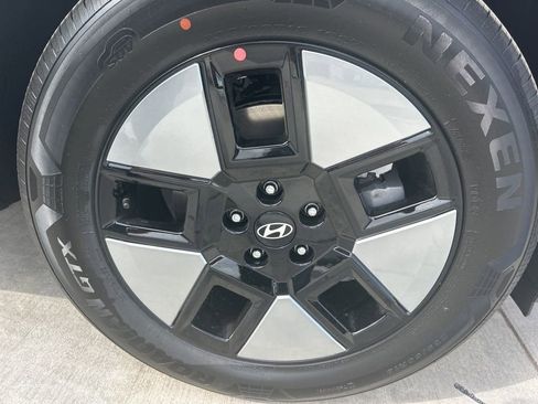 New 2026 Hyundai Santa Fe SE FWD image 19