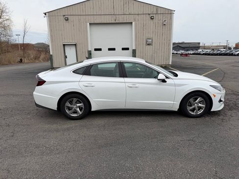 Used 2021 Hyundai Sonata SE w/ Preferred Accessory Package image 7