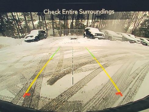 Certified 2022 Jeep Wrangler Unlimited Rubicon 4xe w/ Cold Weather Group image 6