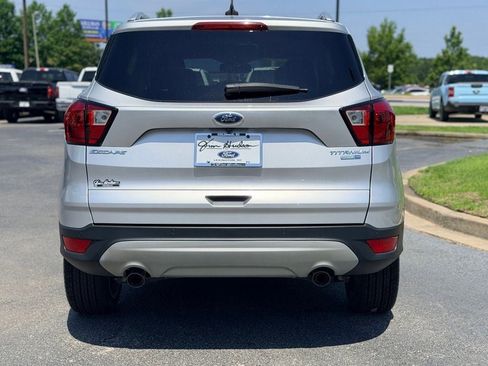 Used 2019 Ford Escape Titanium AWD/4WD image 6