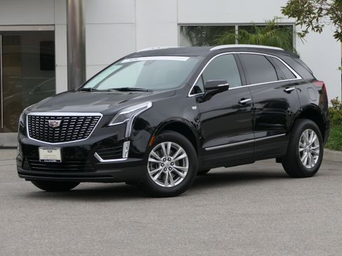Certified 2022 Cadillac XT5 Luxury image 1