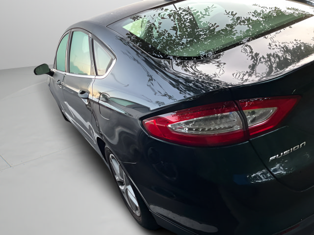 Used 2014 Ford Fusion SE FWD image 8