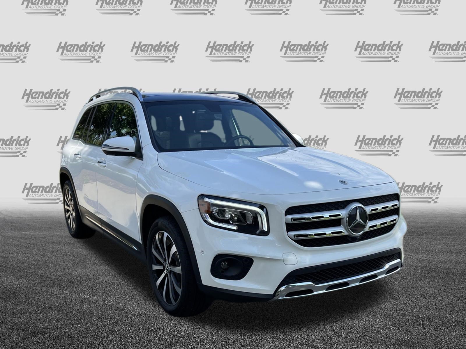 Certified 2022 Mercedes-Benz GLB 250 4MATIC image 2