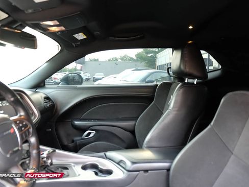 Used 2021 Dodge Challenger R/T Scat Pack w/ Plus Package RWD image 20