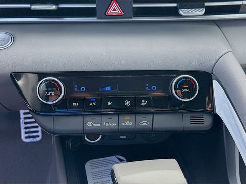 New 2026 Hyundai Elantra Sport FWD image 12