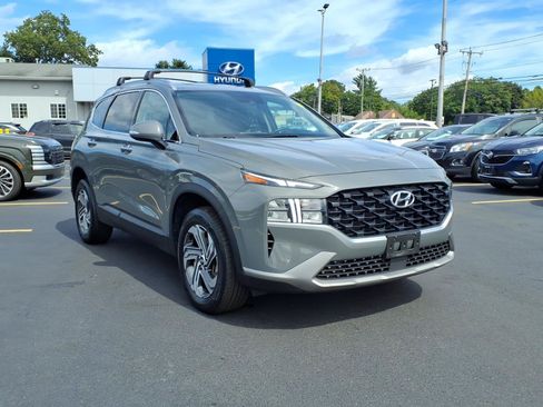 Used 2023 Hyundai Santa Fe SEL AWD/4WD image 3