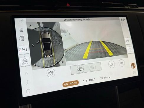 Certified 2025 Land Rover Range Rover SV image 38