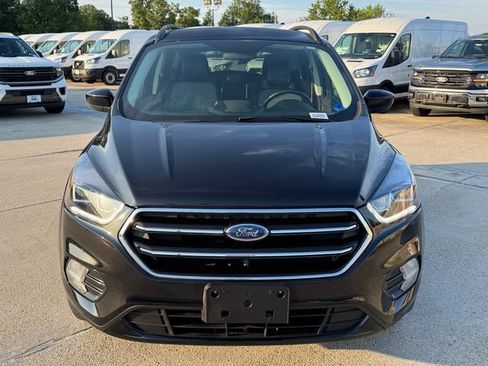 Used 2019 Ford Escape SE AWD/4WD image 2