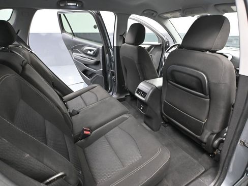 Used 2024 GMC Terrain SLE image 41