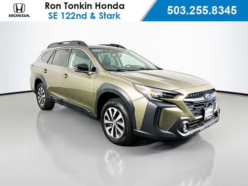 Used 2025 Subaru Outback Premium w/ Popular Package #1A AWD/4WD image 1