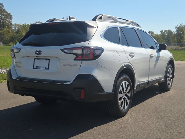 Used 2021 Subaru Outback Premium AWD/4WD image 7