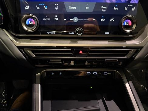 Used 2024 Lexus TX 350 AWD w/ Captains Chair Package image 21