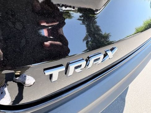 Used 2026 Chevrolet Trax LT FWD image 24