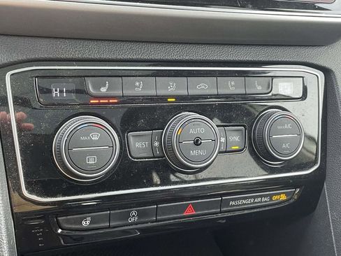 Used 2019 Volkswagen Atlas SEL Premium AWD/4WD image 37