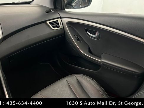 Used 2016 Hyundai Elantra GT w/ Option Group 03 FWD image 10