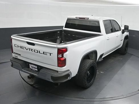 Used 2021 Chevrolet Silverado 2500 LT w/ Z71 Off-Road Package AWD/4WD image 38