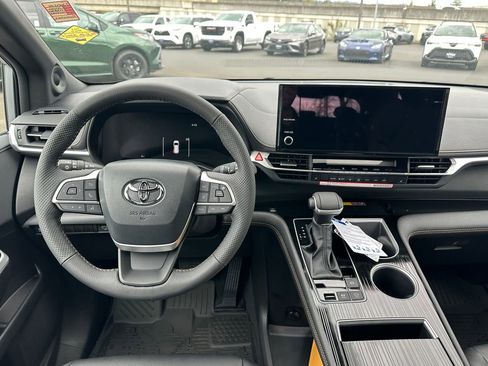 New 2026 Toyota Sienna XLE Woodland Edition image 16