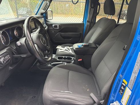 Used 2022 Jeep Gladiator Willys image 9