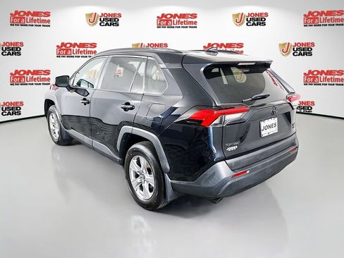 Certified 2022 Toyota RAV4 XLE AWD/4WD image 2