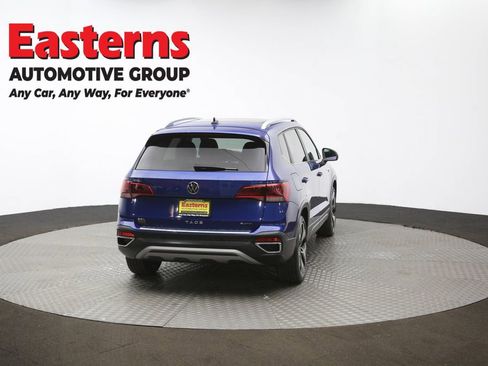 Used 2022 Volkswagen Taos SEL image 37